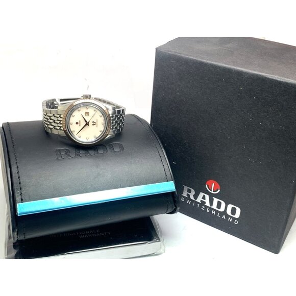 Rado Women's Watch R33102903 Swiss Automatic Diamond Mother of Pearl Dial 35mm - Picture 3 of 15